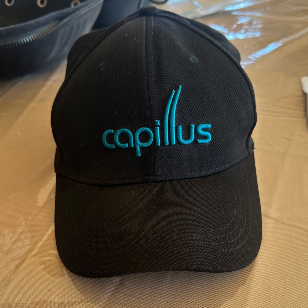 Capillus Black Baseball Cap to
Grow hair